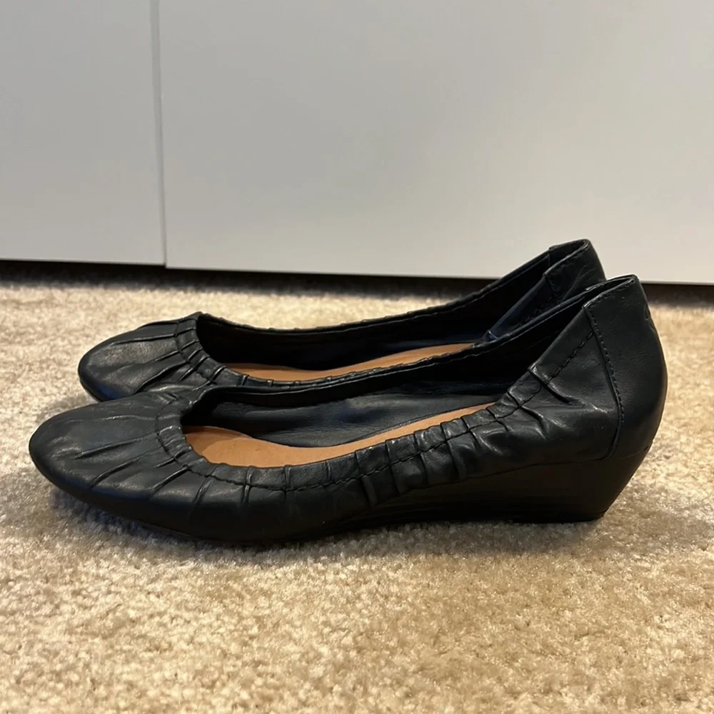 Lucky Brand Black Leather Wedges 9